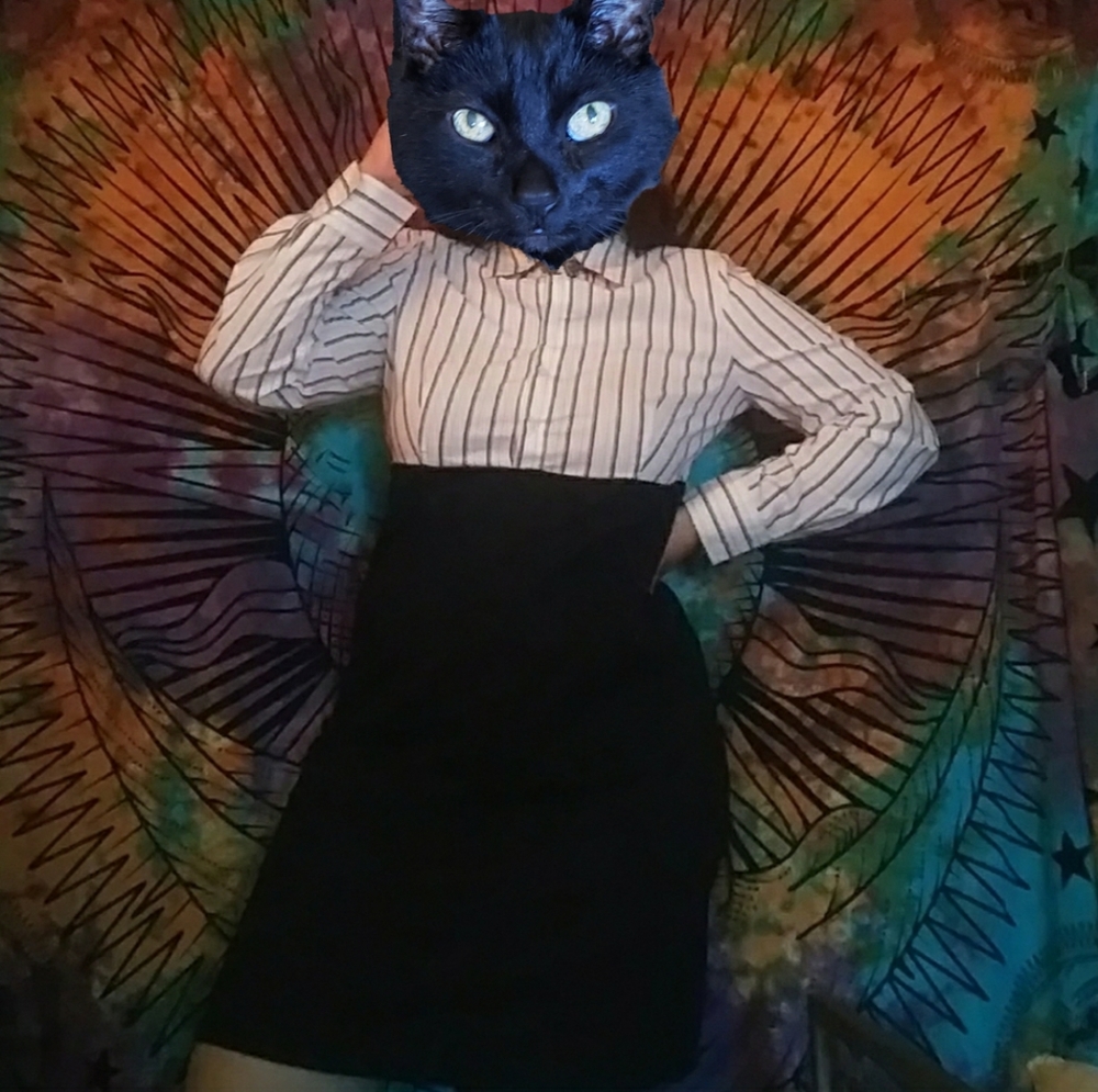 Boss Lady - Picture 3 of 5